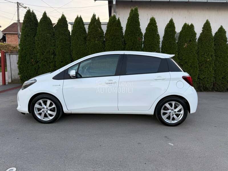 Toyota Yaris 1.5 B.E.N.Z/H.Y.B.R