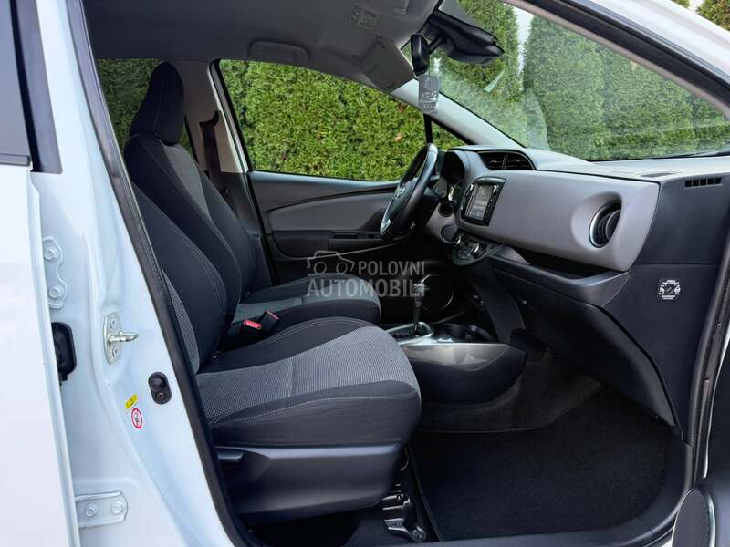 Toyota Yaris 1.5 B.E.N.Z/H.Y.B.R