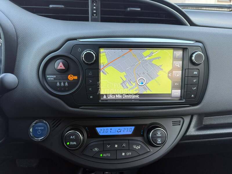 Toyota Yaris 1.5 B.E.N.Z/H.Y.B.R