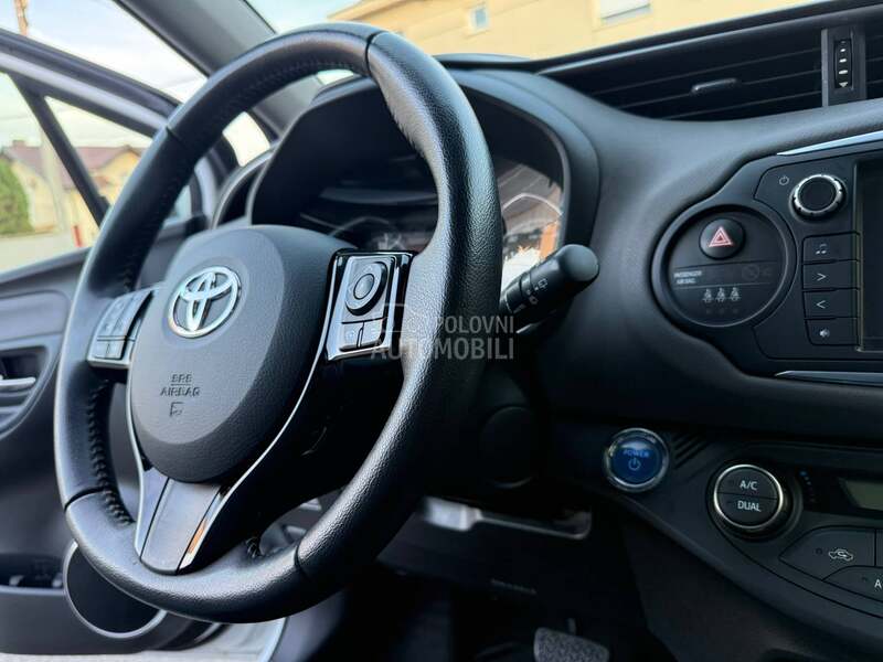 Toyota Yaris 1.5 B.E.N.Z/H.Y.B.R