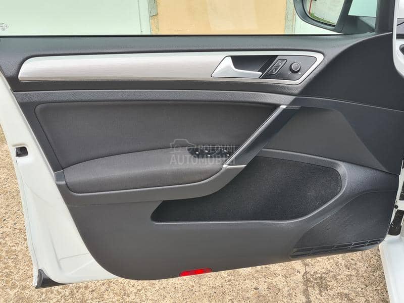 Volkswagen Golf 7 1.6tdi V.L.A.S.N.I.K Volkswagen Golf 7 1.6tdi V.L.A.S.N.I.K