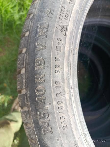 Continental 245/40 R19 Zimska