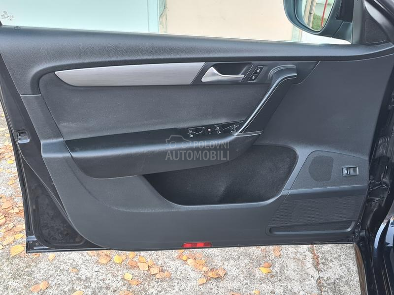Volkswagen Passat B7 2.0tdi NAAVIGACIJA Volkswagen Passat B7 2.0tdi NAAVIGACIJA