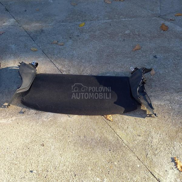 sedista i deo enterijera