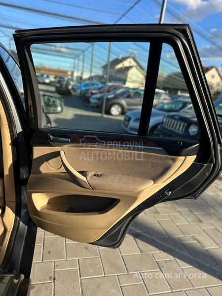 BMW X5 AUT/4x4/NOV