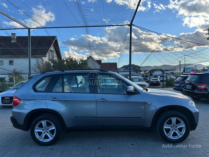 BMW X5 AUT/4x4/NOV