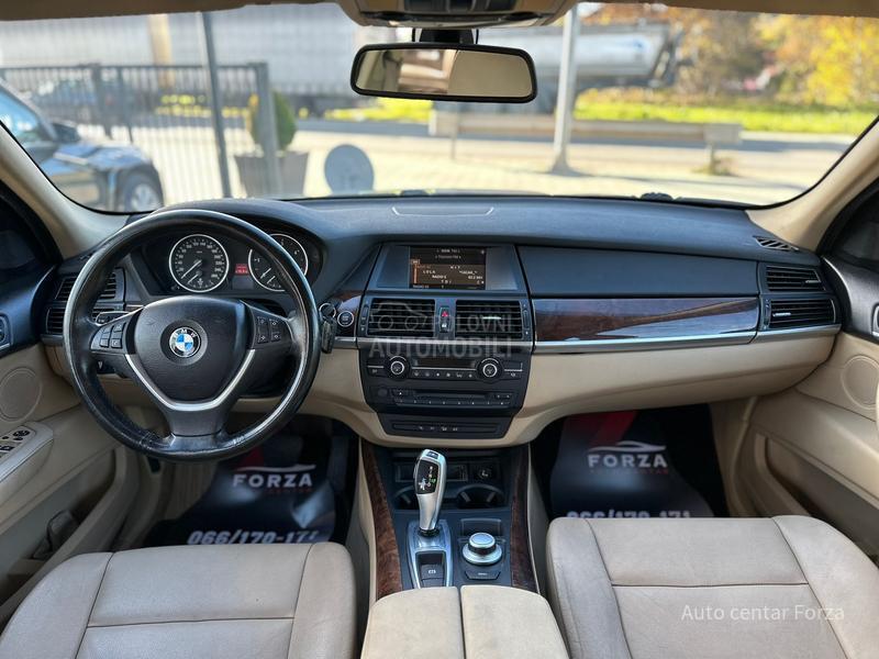 BMW X5 AUT/4x4/NOV