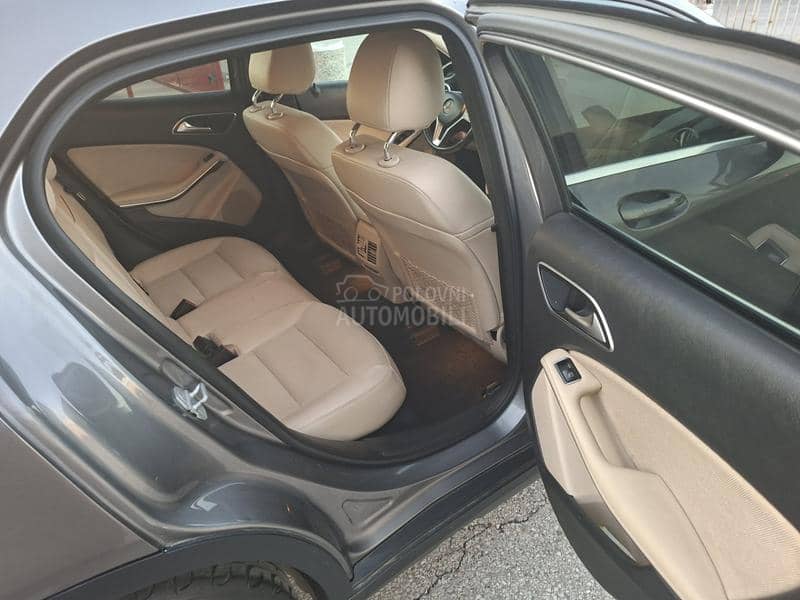 Mercedes Benz GLA 200 200cdi