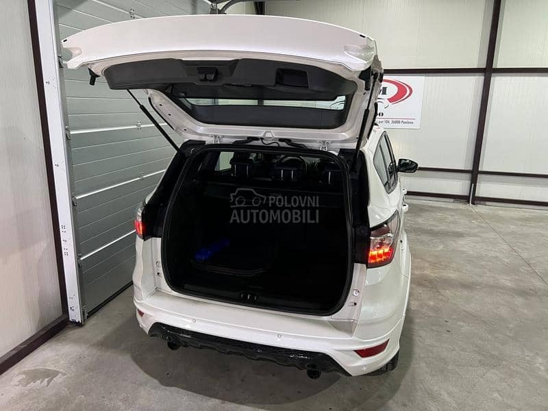 Ford Kuga ST line 4x4
