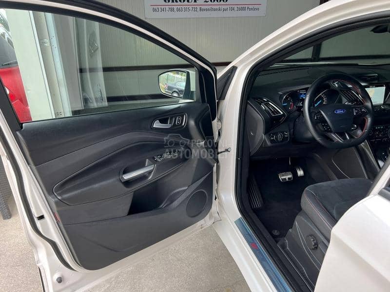 Ford Kuga ST line 4x4