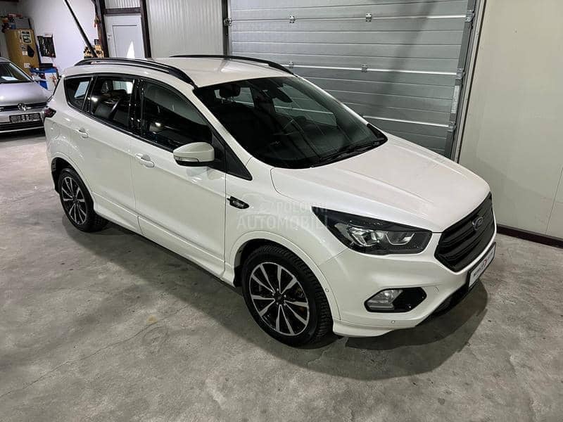Ford Kuga ST line 4x4