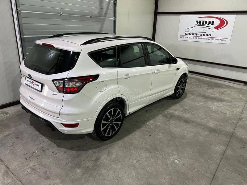 Ford Kuga ST line 4x4