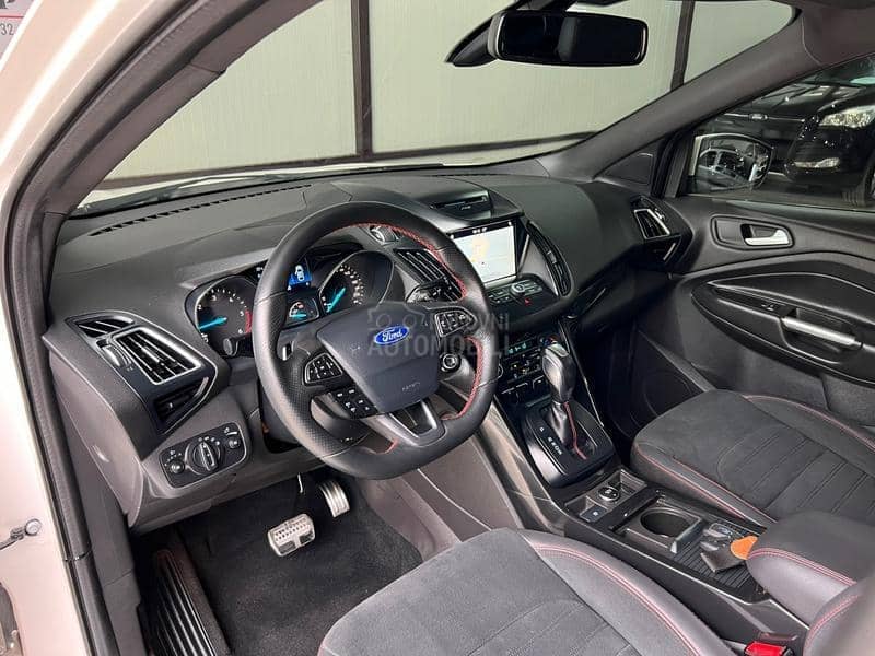 Ford Kuga ST line 4x4