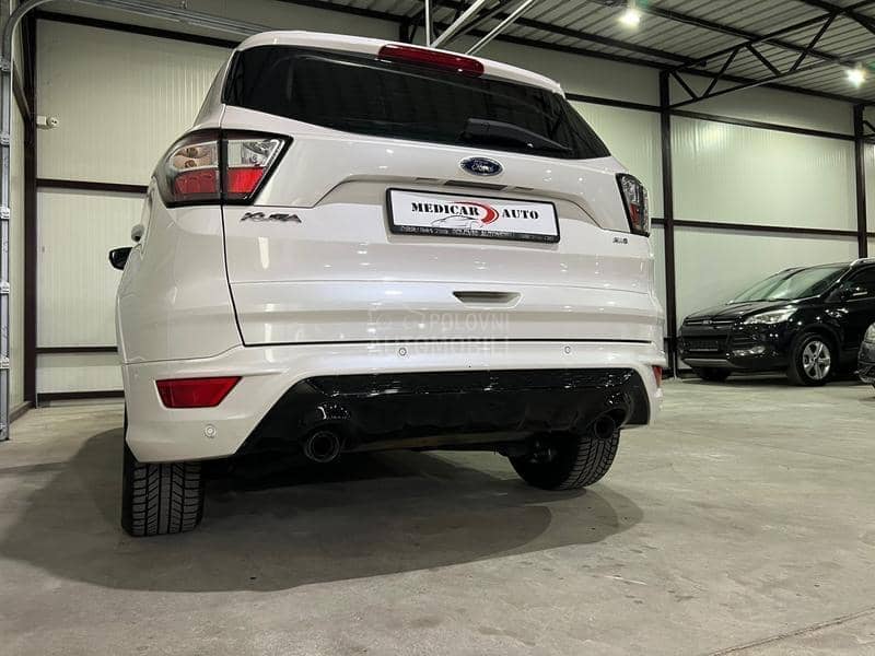 Ford Kuga ST line 4x4