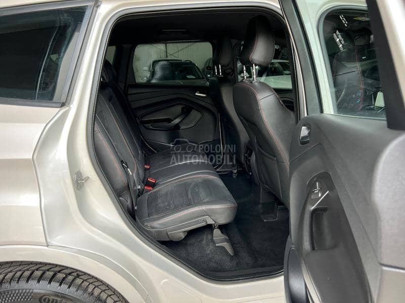 Ford Kuga ST line 4x4