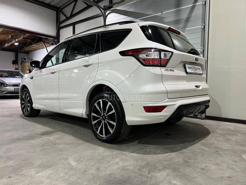 Ford Kuga ST line 4x4