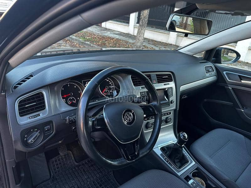 Volkswagen Golf 7 1.6 TDI TRENDLINE Volkswagen Golf 7 1.6 TDI TRENDLINE