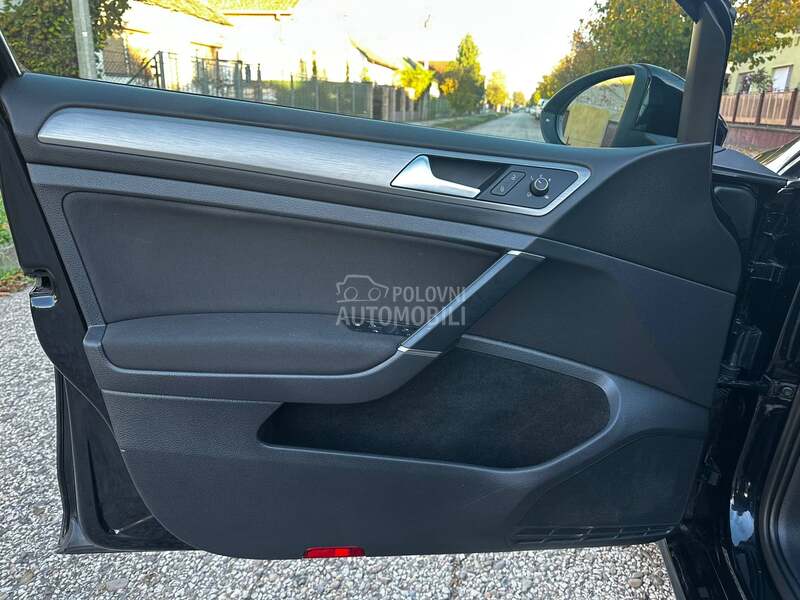 Volkswagen Golf 7 1.6 TDI TRENDLINE Volkswagen Golf 7 1.6 TDI TRENDLINE