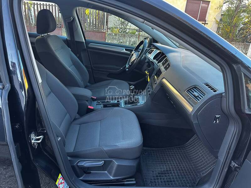 Volkswagen Golf 7 1.6 TDI TRENDLINE Volkswagen Golf 7 1.6 TDI TRENDLINE