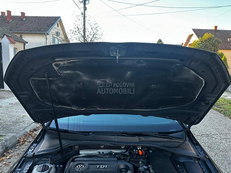 Volkswagen Golf 7 1.6 TDI TRENDLINE Volkswagen Golf 7 1.6 TDI TRENDLINE