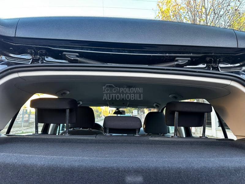 Volkswagen Golf 7 1.6 TDI TRENDLINE Volkswagen Golf 7 1.6 TDI TRENDLINE