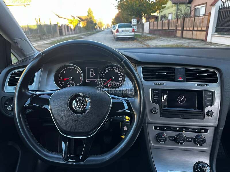 Volkswagen Golf 7 1.6 TDI TRENDLINE Volkswagen Golf 7 1.6 TDI TRENDLINE