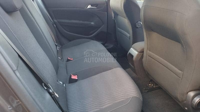 Peugeot 308 1.6 hdi