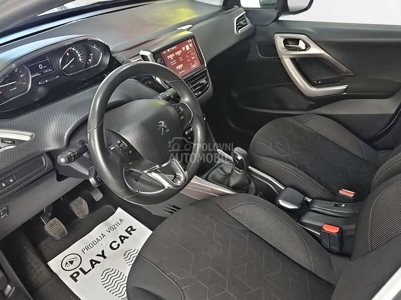 Peugeot 2008 PANO/ODLI.ČAN