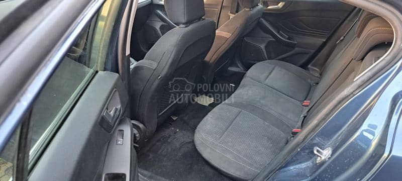 Ford Focus CONNECT 1.0 ECOBOOST