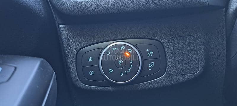 Ford Focus CONNECT 1.0 ECOBOOST