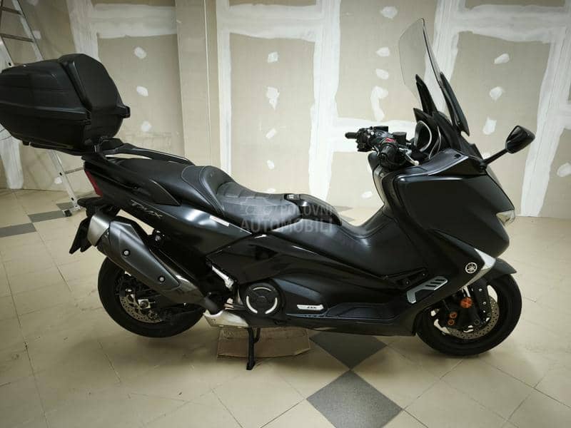 Yamaha TMAX 530 DX