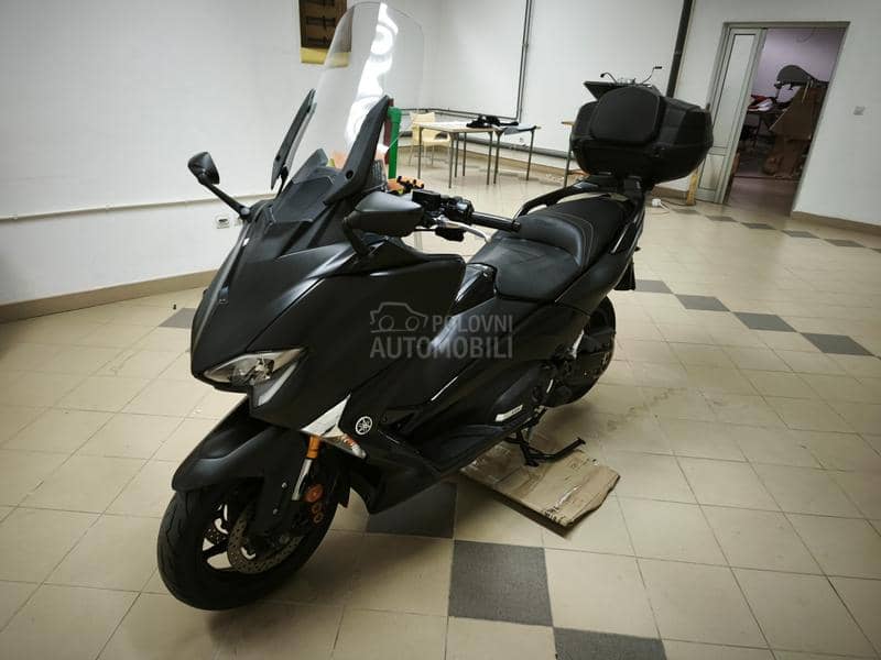 Yamaha TMAX 530 DX