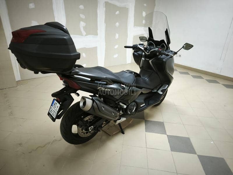 Yamaha TMAX 530 DX