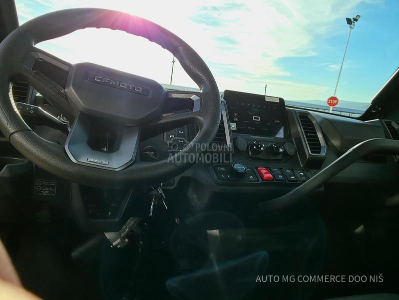 CFMOTO UFORCE U10 Pro Highland