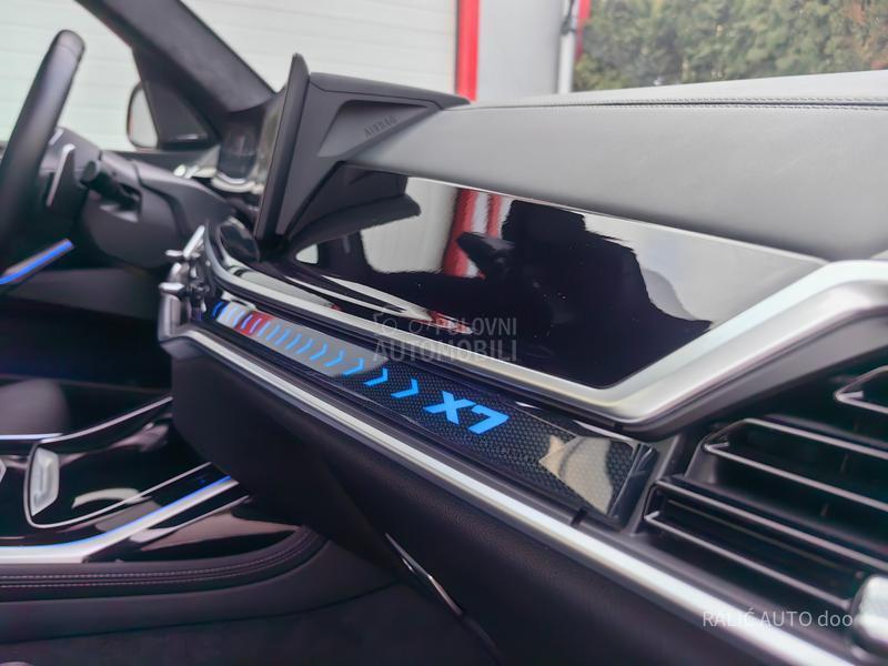 BMW X7 40xd/M PRO/SKY/360