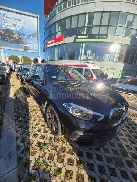 BMW 116 I HATCH