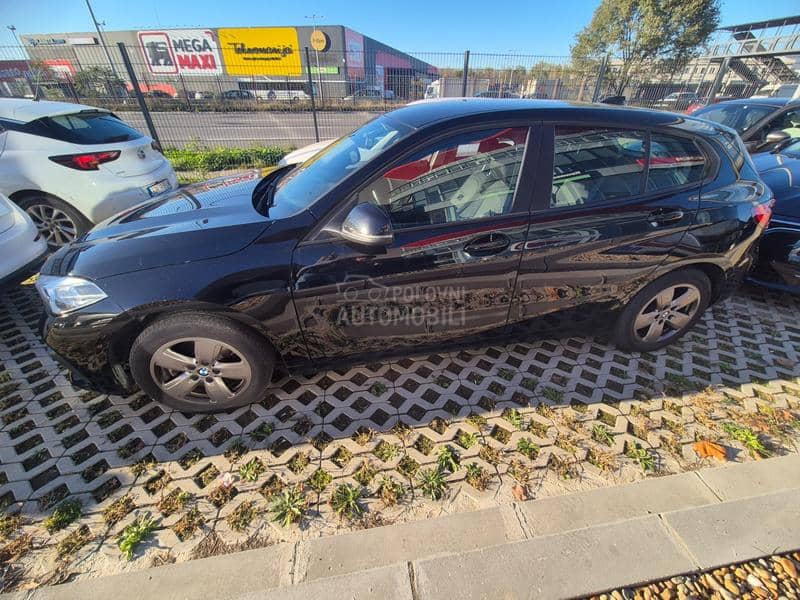 BMW 116 I HATCH
