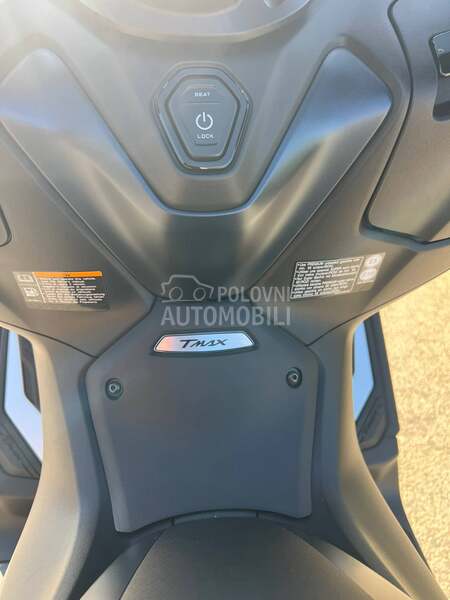 Yamaha T max 560 AKRAP PUIG