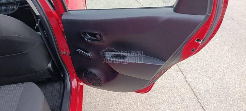 Toyota Yaris 1.0 N.O.V