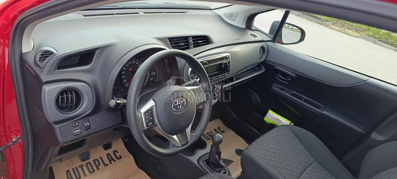 Toyota Yaris 1.0 N.O.V
