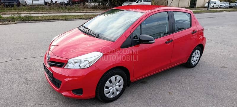 Toyota Yaris 1.0 N.O.V