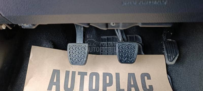 Toyota Yaris 1.0 N.O.V