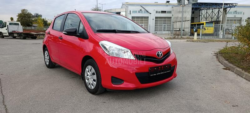 Toyota Yaris 1.0 N.O.V