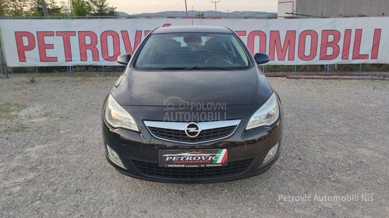 Opel Astra J 1.7 CDTi //COSMO//