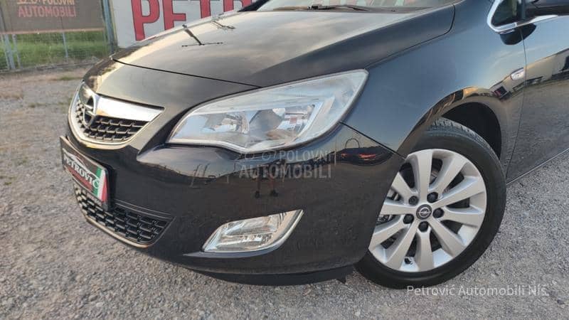Opel Astra J 1.7 CDTi //COSMO//