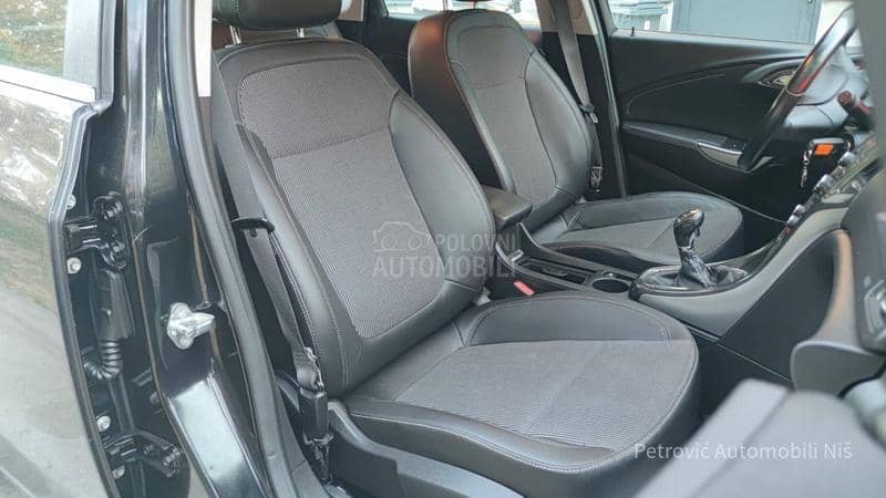 Opel Astra J 1.7 CDTi //COSMO//