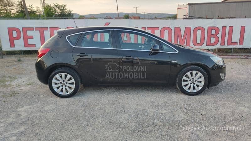 Opel Astra J 1.7 CDTi //COSMO//