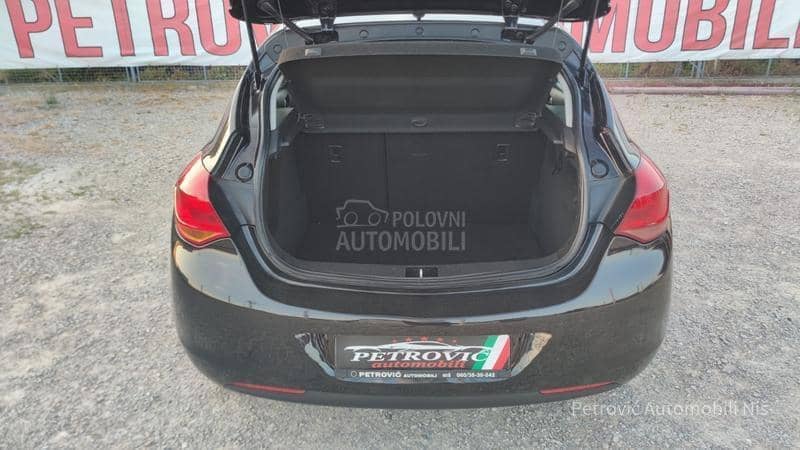 Opel Astra J 1.7 CDTi //COSMO//