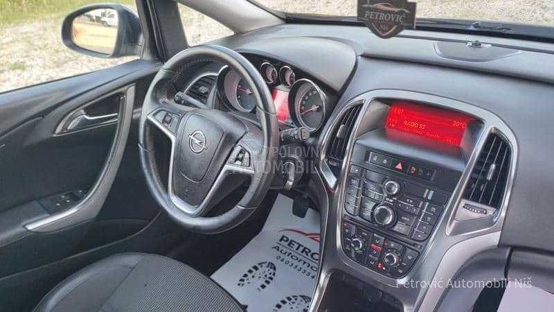 Opel Astra J 1.7 CDTi //COSMO//