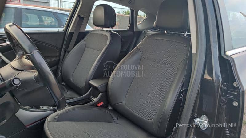 Opel Astra J 1.7 CDTi //COSMO//